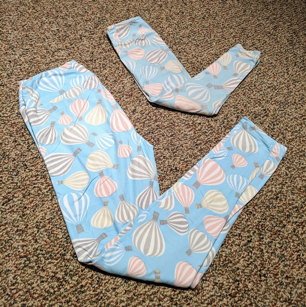 Mother daughter Lularoe leggings set
